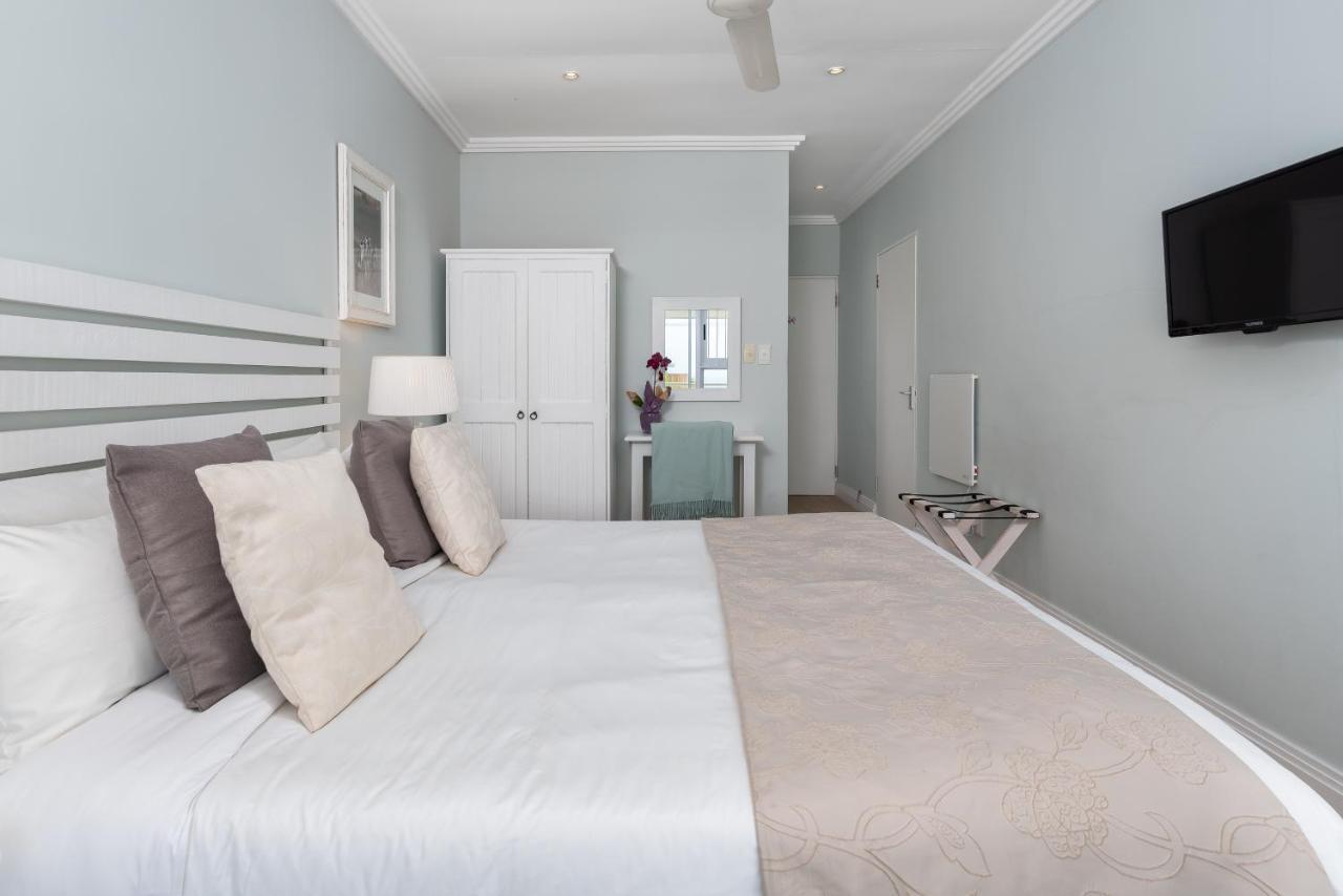 61 On Camps Bay Bed and Breakfast Kapstaden Eksteriør billede
